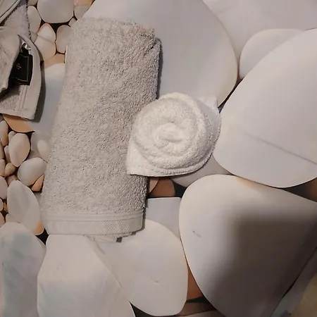 Ornella アパート *