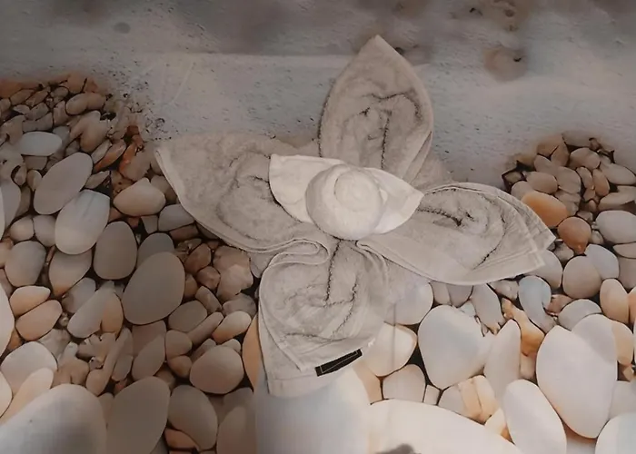 Ornella Lägenhet Luni